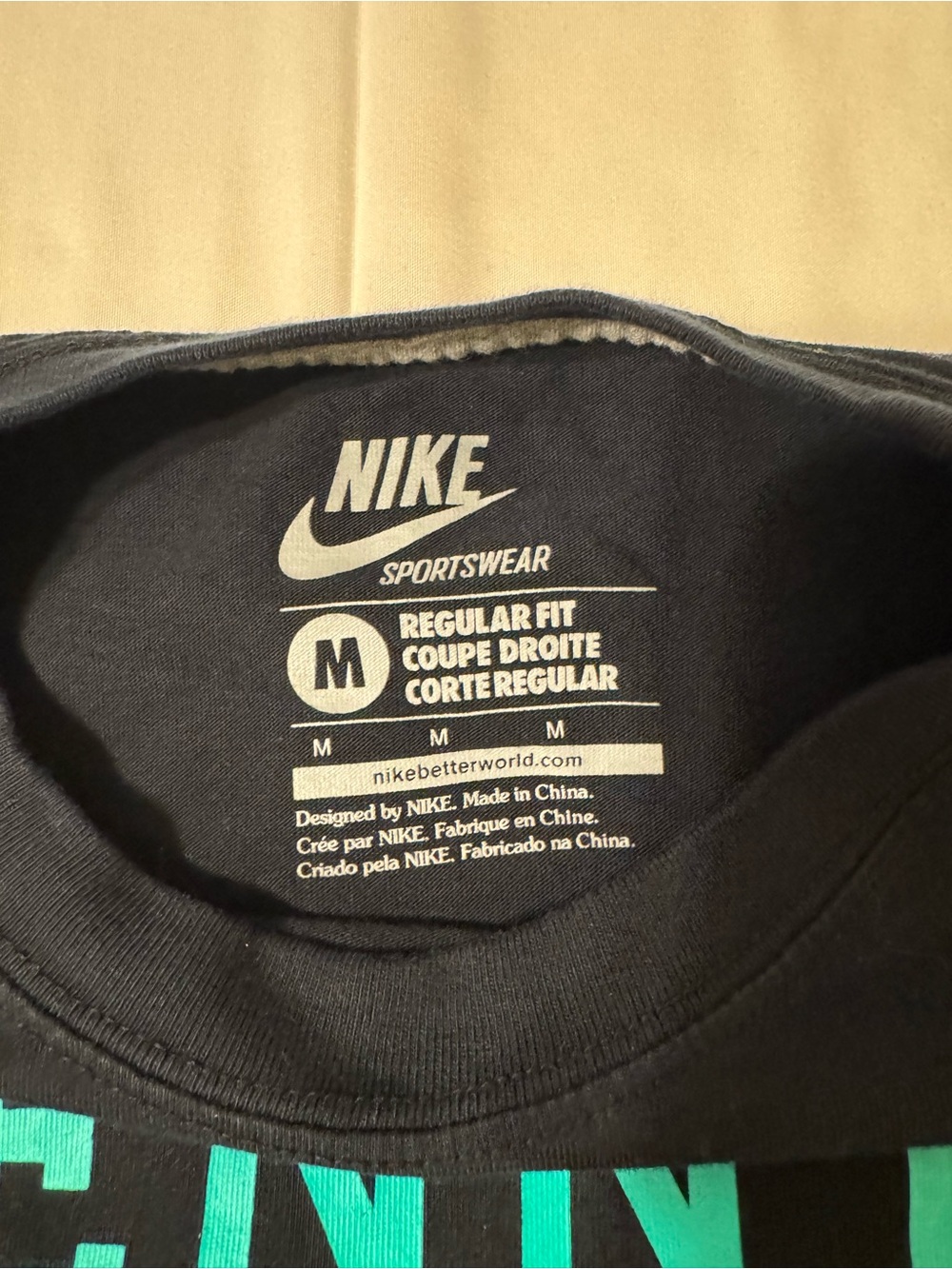 Vintage Nike Men’s Black Graphic Tee “Pennys No Loafers” - Picture 7 of 8